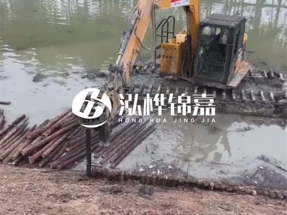 怎么選擇靠譜的松木樁施工隊 - 水上打松木樁聯(lián)系電話多少？
